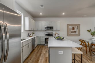 Bellhaven Townhomes in Charlotte, NC - Foto de edificio - Interior Photo