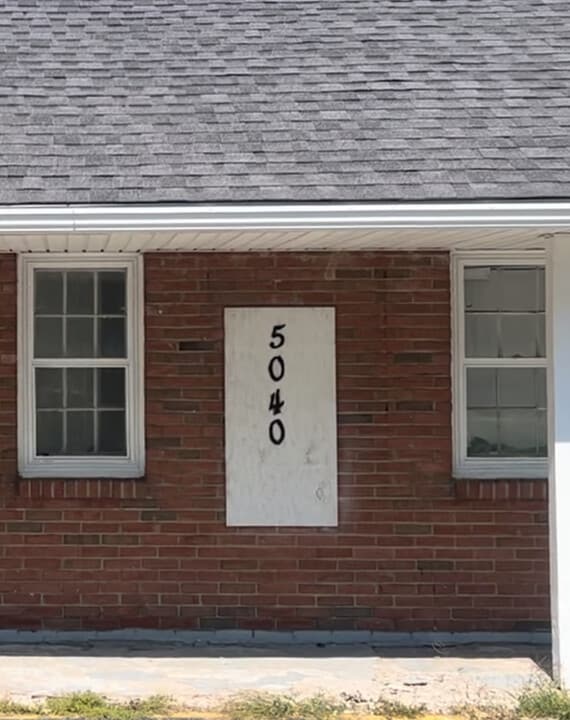5040 W Lake Rd, Unit 12 in Dunkirk, NY - Building Photo