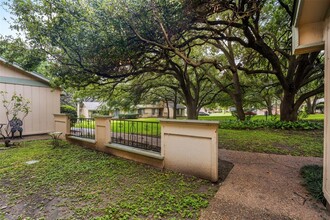 9520 Quail Village Ln in Austin, TX - Building Photo - Building Photo