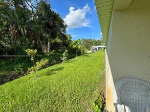 3033 N Lakewood Rd in La Belle, FL - Building Photo - Building Photo