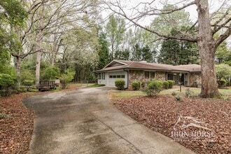 130 Austin Dr in Athens, GA - Building Photo - Building Photo