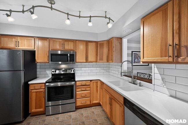 18101 Stoneridge St in South Bend, IN - Building Photo - Building Photo