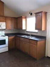 2213 W Candlelight Ln in Edinburg, TX - Building Photo - Building Photo