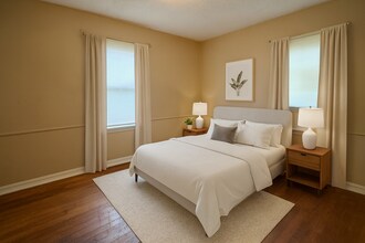 517 E Rickenbacker Dr in Midwest City, OK - Building Photo - Building Photo