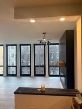 1 E Scott St, Unit 601 in Chicago, IL - Building Photo - Building Photo