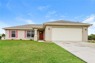 4114 4th St SW in Lehigh Acres, FL - Building Photo