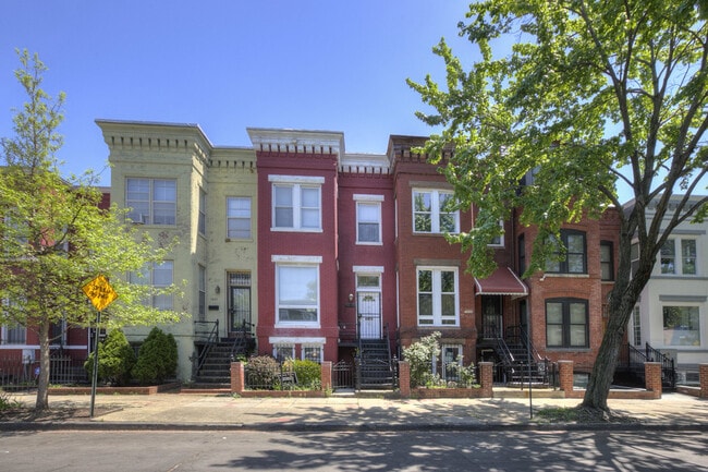 1631 4th St NW in Washington, DC - Building Photo - Building Photo