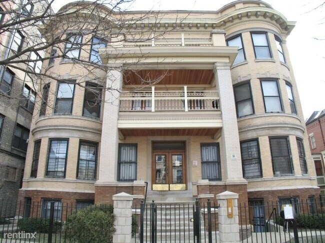 849 W Sheridan Rd in Chicago, IL - Building Photo - Building Photo