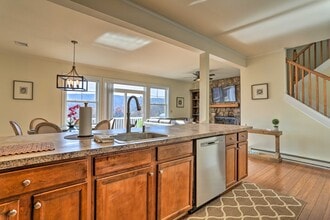 542 Upper Deer Valley Rd in Tannersville, PA - Building Photo - Building Photo