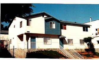 5381-5383 Huntington Dr Apartamentos