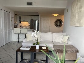 3500 Coral Way, Unit 709 in Coral Gables, FL - Building Photo