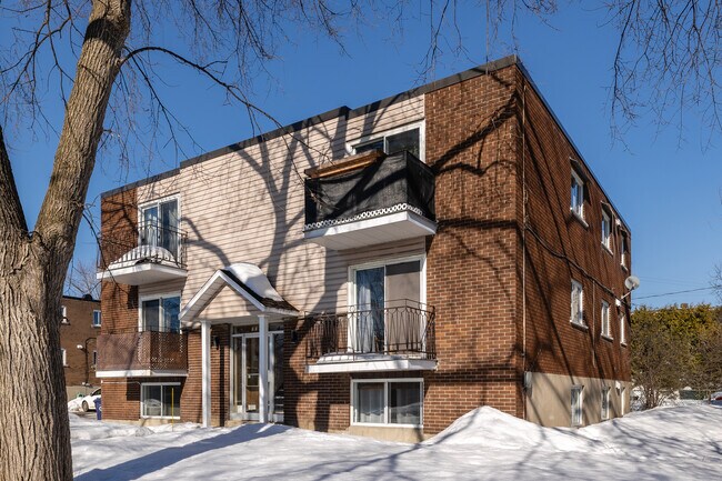 2255 Vallières Rue