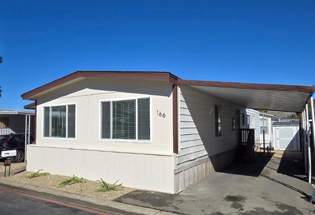 2525 Flosden Rd in American Canyon, CA - Building Photo - Building Photo