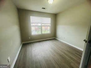 1005 Mill Creek Way in Monroe, GA - Building Photo - Building Photo