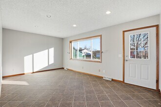 1731 Sharp Dr in Rapid City, SD - Building Photo - Building Photo