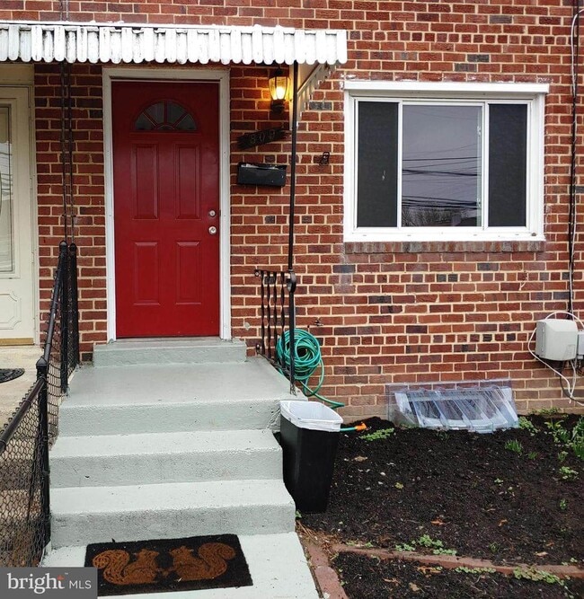 property at 809 4th St