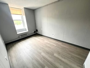 1141 Brabec St in Pittsburgh, PA - Building Photo - Building Photo
