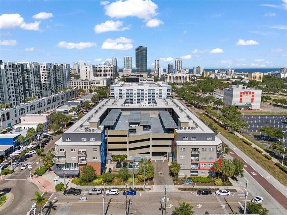 1010 Central Ave in St. Petersburg, FL - Building Photo