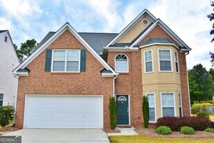 2015 Lisa Springs Dr SW in Snellville, GA - Building Photo
