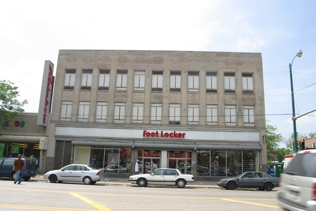 4055 W Madison St in Chicago, IL - Building Photo - Building Photo