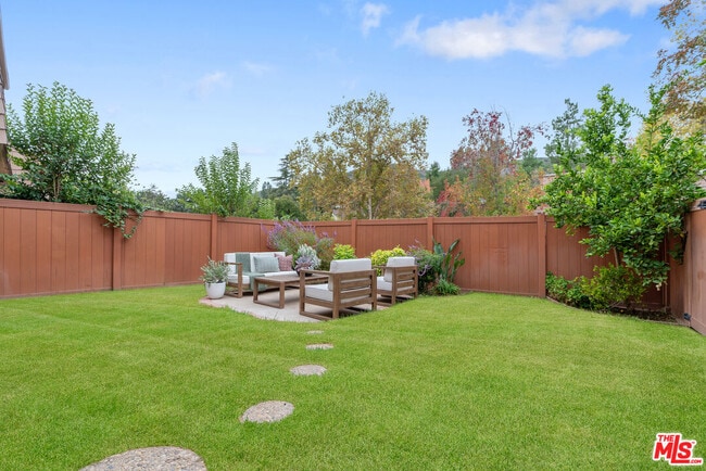 4032 Yankee Dr in Agoura Hills, CA - Building Photo - Building Photo