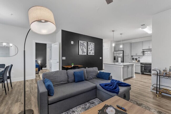 928 S Miami Blvd in Durham, NC - Building Photo - Building Photo