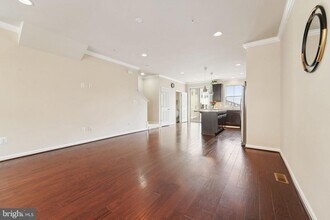 13706 Petrel St in Clarksburg, MD - Building Photo - Building Photo