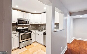 1143 United Ave SE in Atlanta, GA - Building Photo - Building Photo