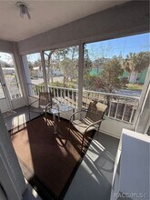 943 SE Mayo Dr in Crystal River, FL - Building Photo - Building Photo