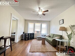 24 Wallingford Rd, Unit 3 in Boston, MA - Building Photo - Building Photo