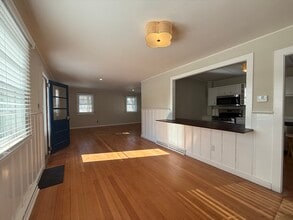 2 Cochituate Rd in Plymouth, MA - Building Photo - Building Photo