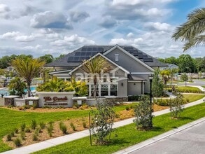 919 Walden Pond Dr in Plant City, FL - Foto de edificio - Building Photo