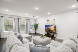 14282 Coronado Dr in Spring Hill, FL - Building Photo - Building Photo