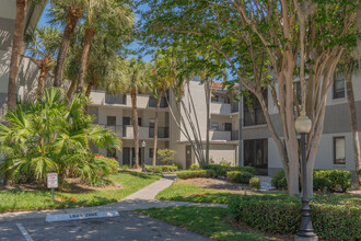 Rustlewood in Clearwater, FL - Building Photo - Building Photo