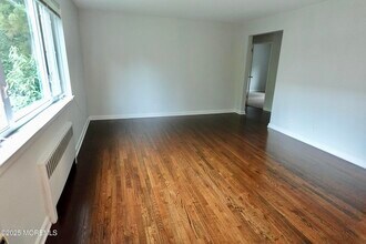 283 Spring St in Red Bank, NJ - Building Photo - Building Photo