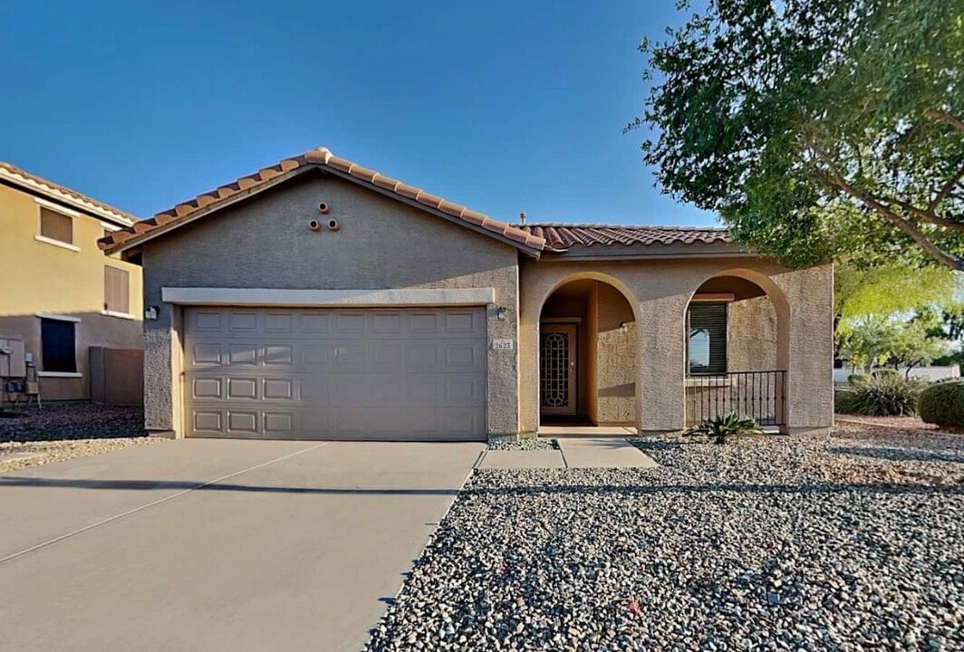 2624 W Fawn Dr in Phoenix, AZ - Foto de edificio