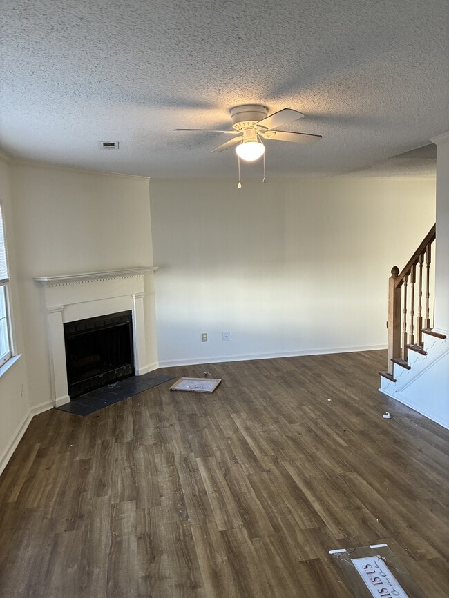 3820 Sterling Pointe Dr in Winterville, NC - Building Photo - Building Photo