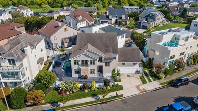 7600 Bayshore Dr in Margate City, NJ - Foto de edificio - Building Photo