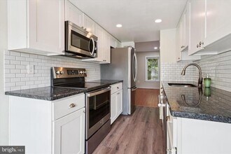 3226 Foothill St in Woodbridge, VA - Building Photo - Building Photo