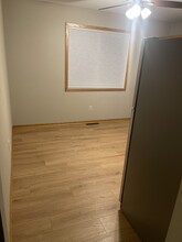 13752 Round Lake Blvd NW in Andover, MN - Building Photo - Building Photo