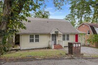 3415 Montview Dr in Chattanooga, TN - Foto de edificio - Building Photo