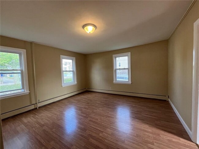 1140 S Broadway in East Providence, RI - Building Photo - Building Photo