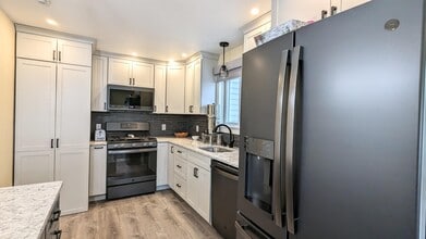 60 Weirs Rd in Gilford, NH - Building Photo - Building Photo