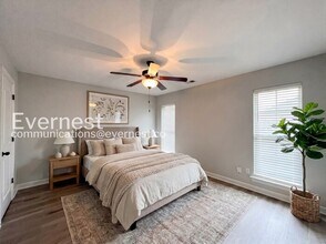 8843 Smith Ranch Dr in Southaven, MS - Building Photo - Building Photo