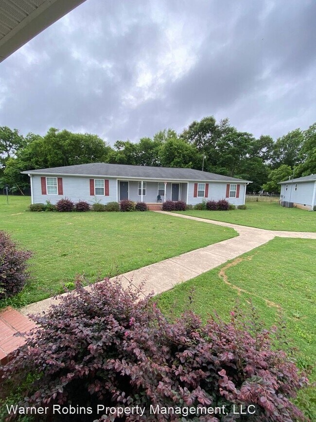 529 Railroad St in Fort Valley, GA - Building Photo - Building Photo