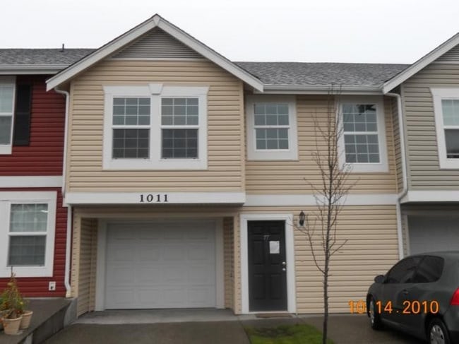 property at 1011 109th St Ct E
