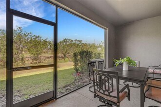 8649 Daydream St in Sarasota, FL - Building Photo - Building Photo