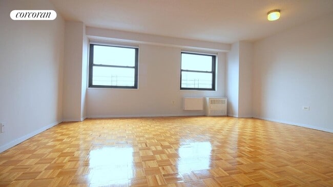 401 2nd Ave in New York, NY - Building Photo - Building Photo