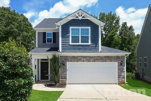 128 Dunnsmore Dr in Inman, SC - Building Photo