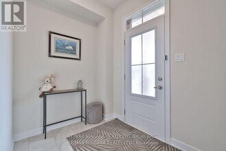 77 Keelson St in Welland, ON - Building Photo - Building Photo